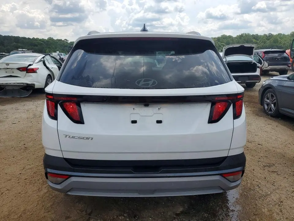 2026 HYUNDAI TUCSON SEL  