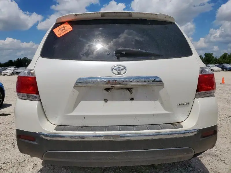 2013 TOYOTA HIGHLANDER LIMITED  
