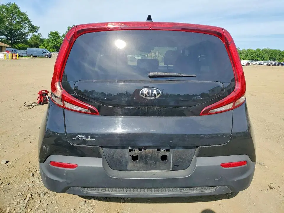 2021 KIA SOUL LX  