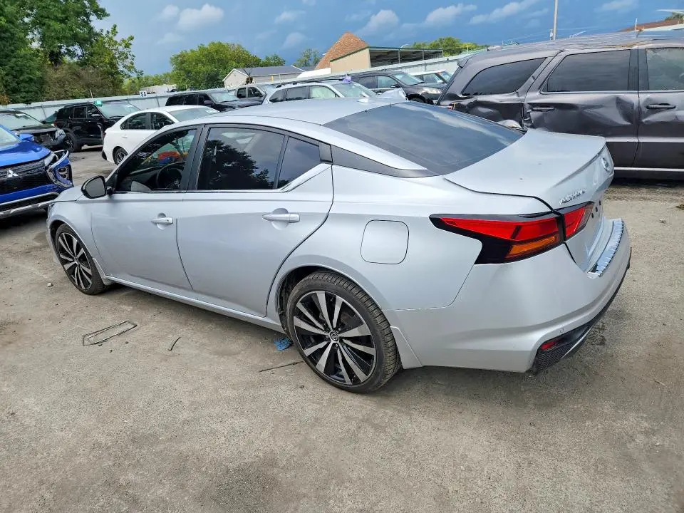 2021 NISSAN ALTIMA SR  