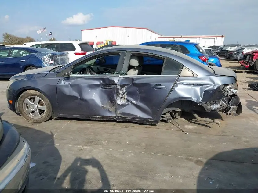 2014 CHEVROLET CRUZE 1LT AUTO