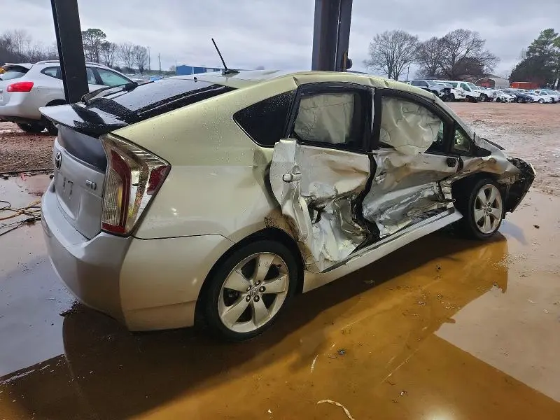 2015 TOYOTA PRIUS   