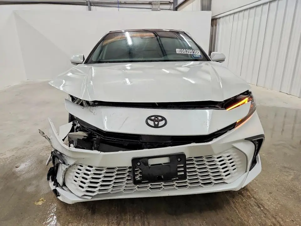 2025 TOYOTA CAMRY XSE  