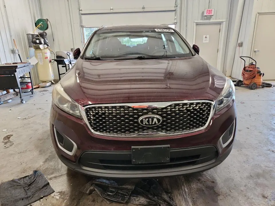 2018 KIA SORENTO LX V6  