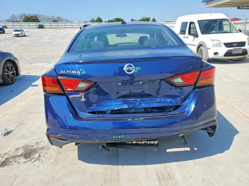 2020 NISSAN ALTIMA S  