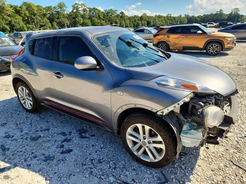 2014 NISSAN JUKE SL  
