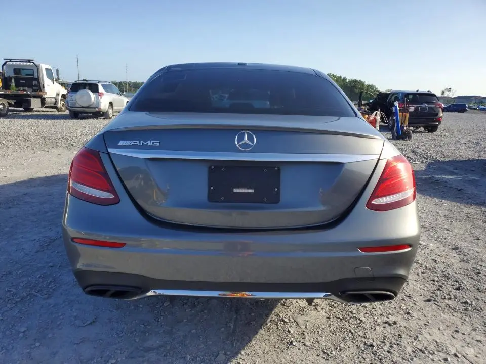 2019 MERCEDES-BENZ E 300  