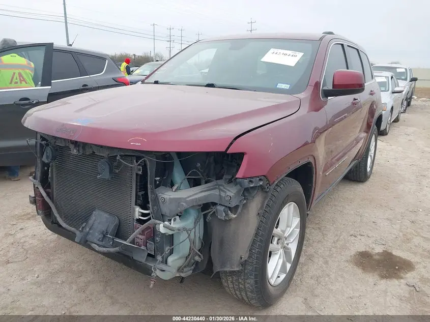 2017 JEEP GRAND CHEROKEE LAREDO 4X2