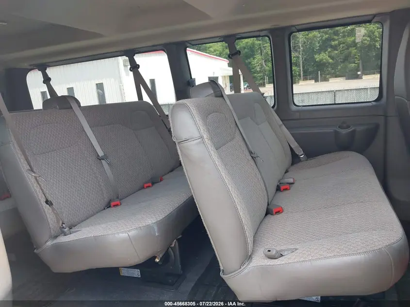 2016 CHEVROLET EXPRESS 3500 LT