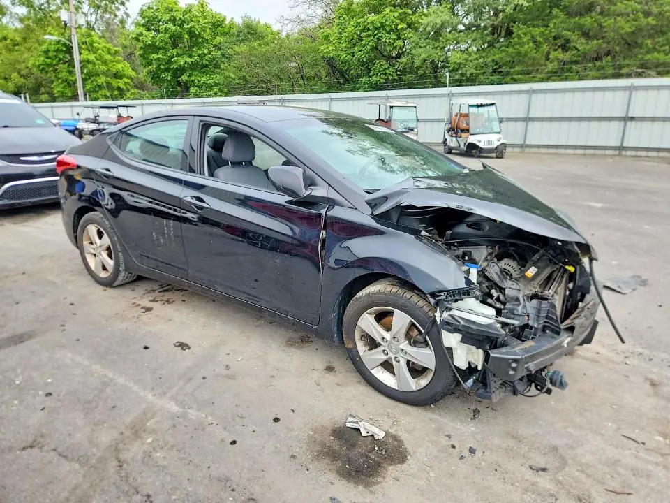 2013 HYUNDAI ELANTRA GLS  