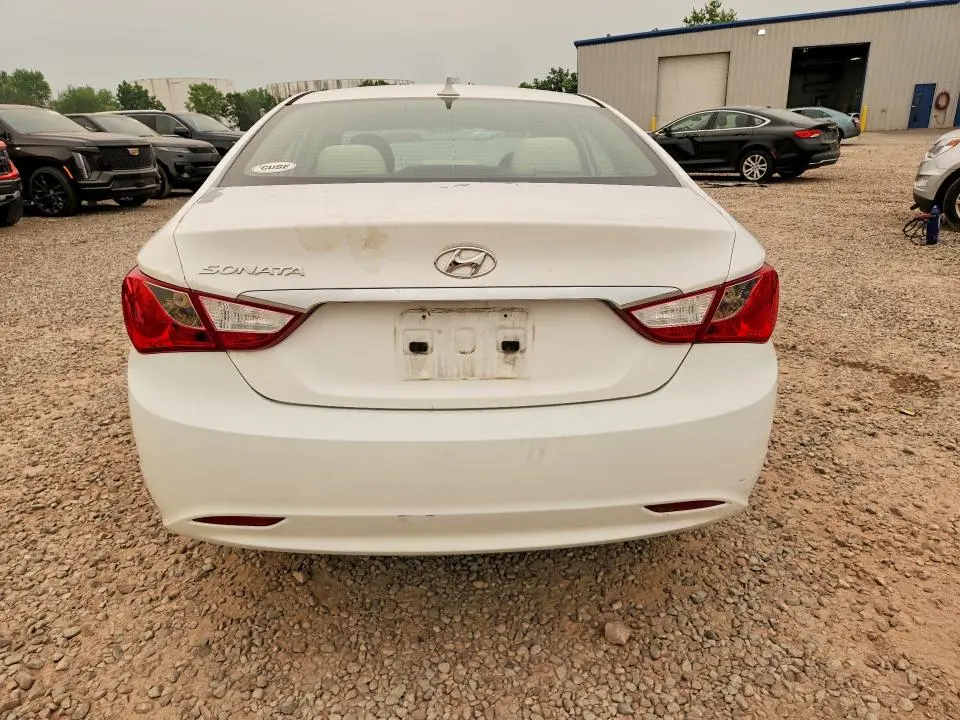 2013 HYUNDAI SONATA GLS  