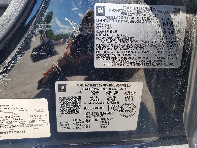2020 GMC SIERRA K2500 AT4  