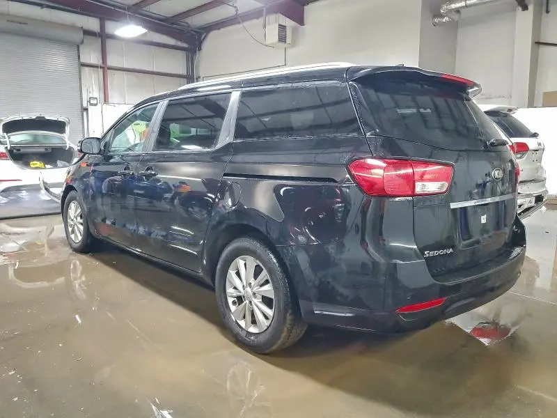 2016 KIA SEDONA LX  