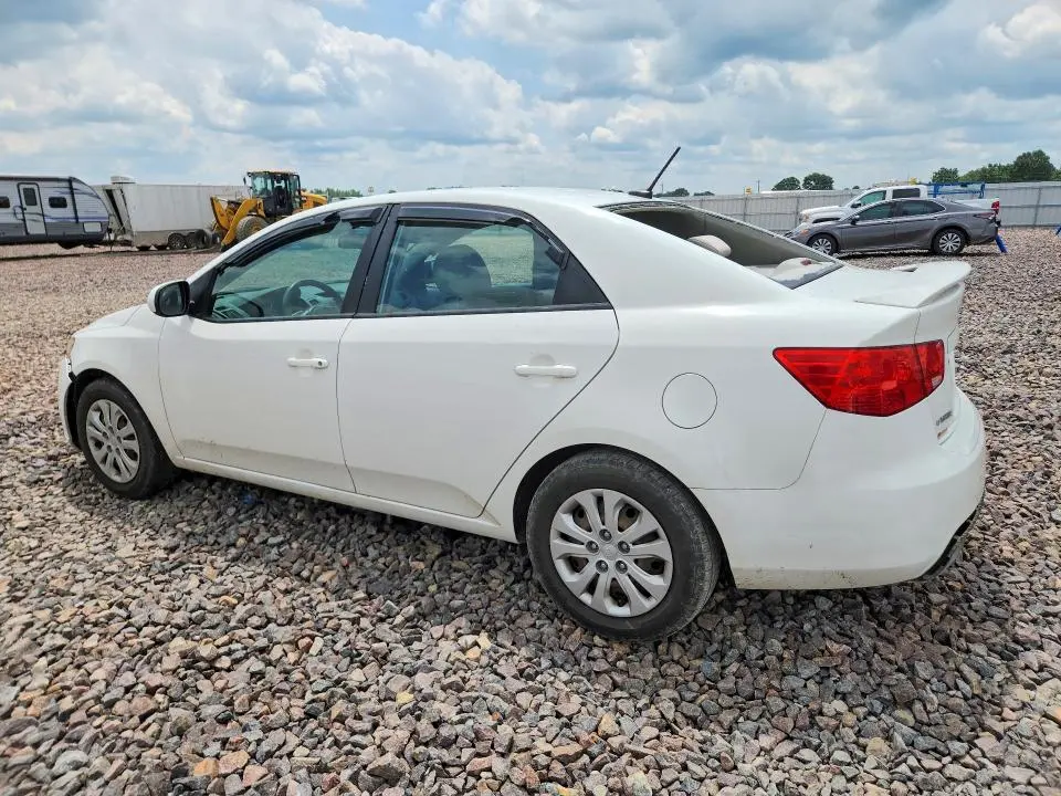 2013 KIA FORTE LX  