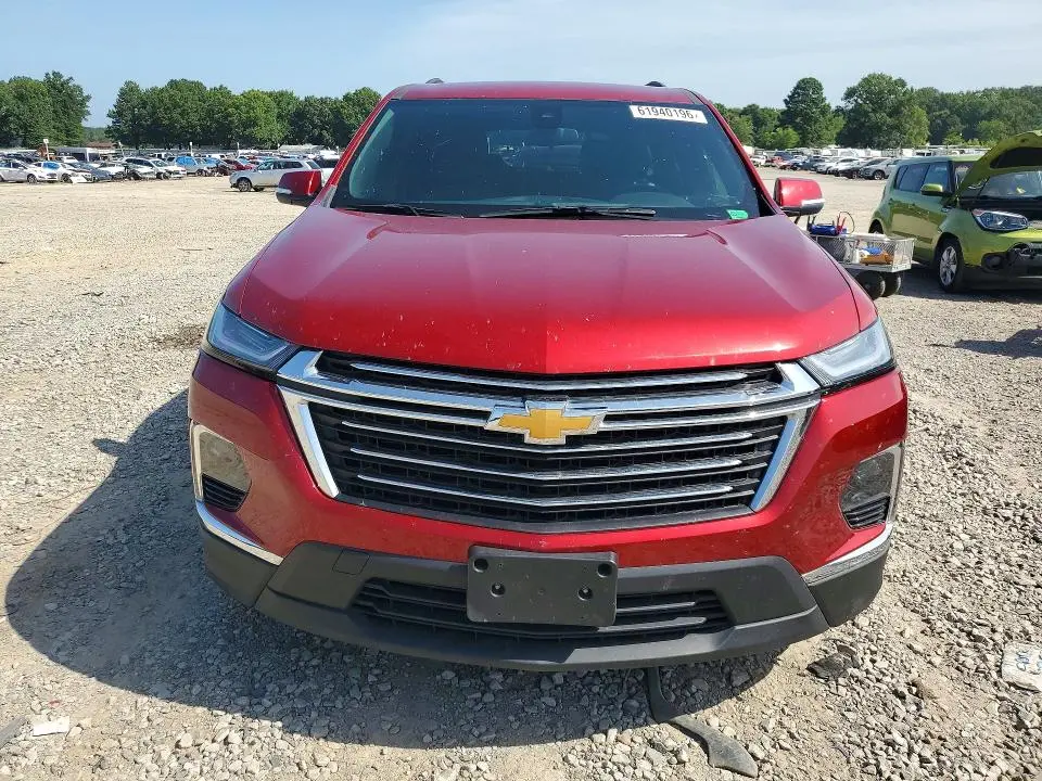 2023 CHEVROLET TRAVERSE LT  