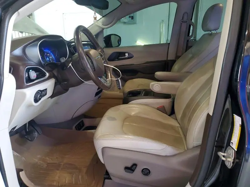 2020 CHRYSLER PACIFICA TOURING L  