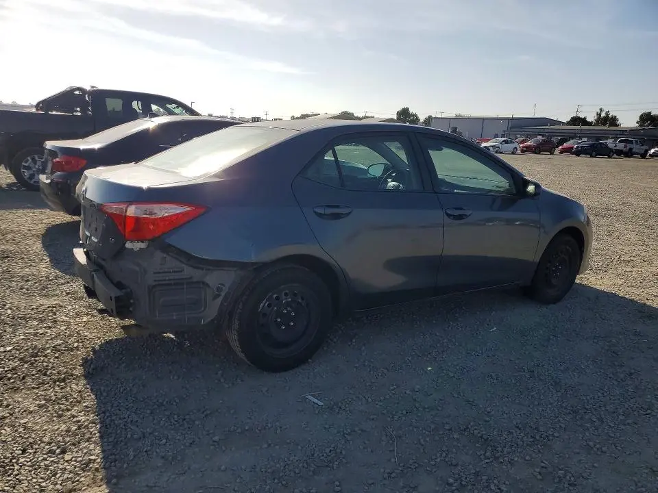 2017 TOYOTA COROLLA LE  