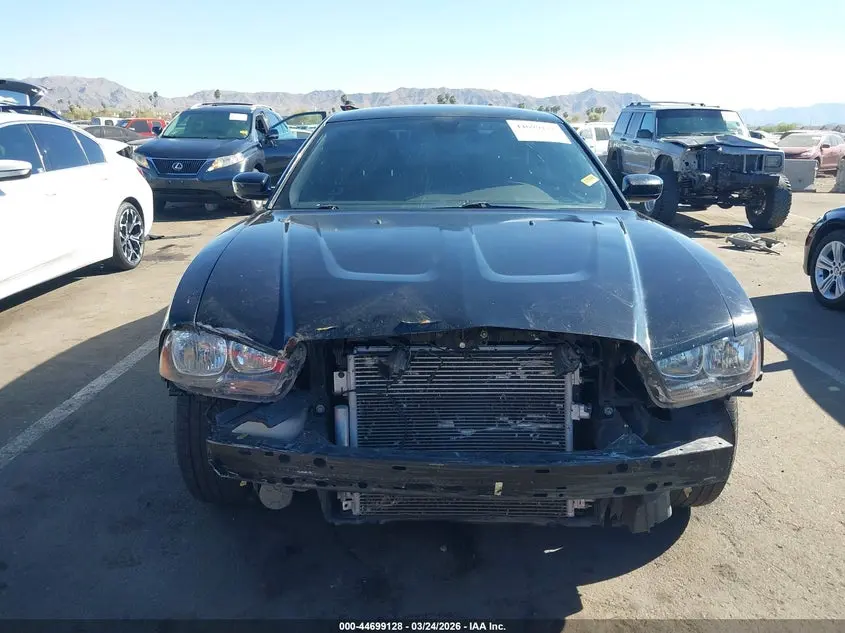 2014 DODGE CHARGER SE
