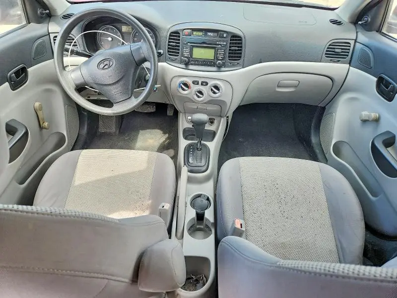 2011 HYUNDAI ACCENT GLS  