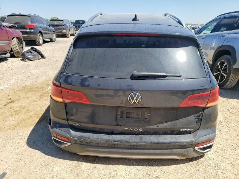 2022 VOLKSWAGEN TAOS SEL  
