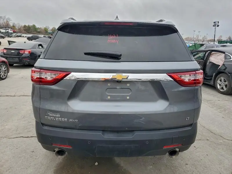 2020 CHEVROLET TRAVERSE LT  