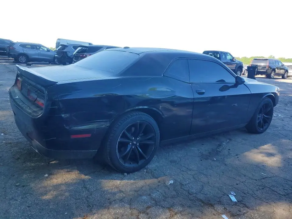 2017 DODGE CHALLENGER SXT  