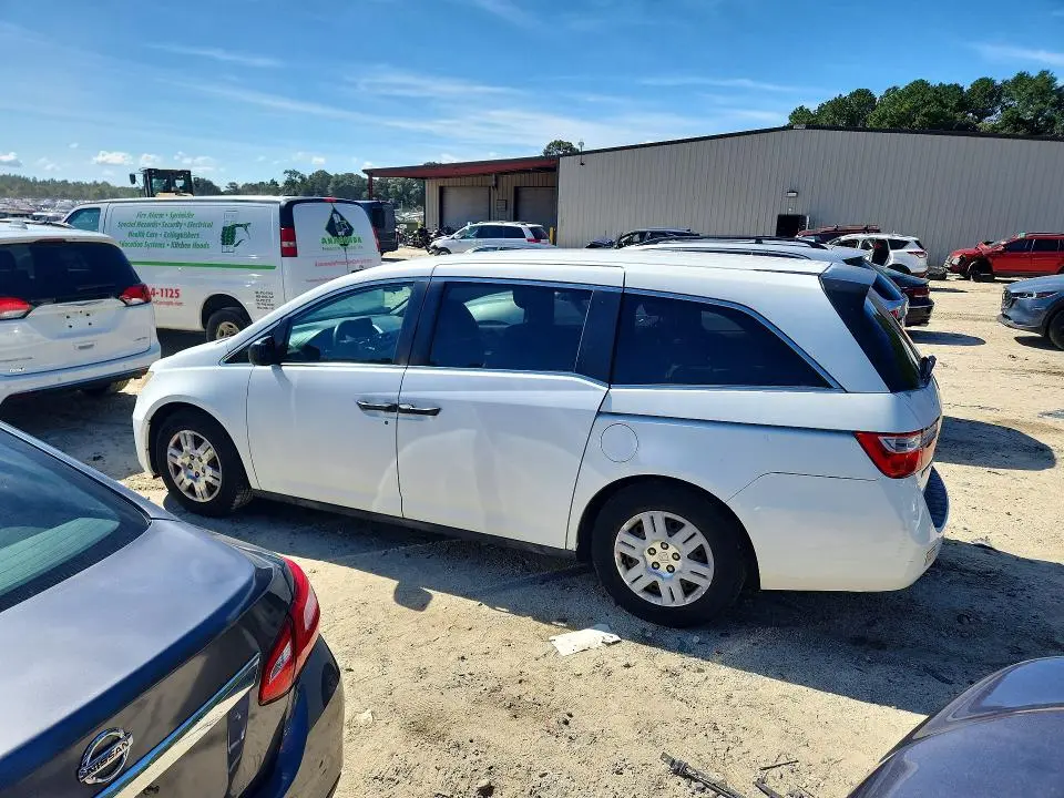 2013 HONDA ODYSSEY LX  