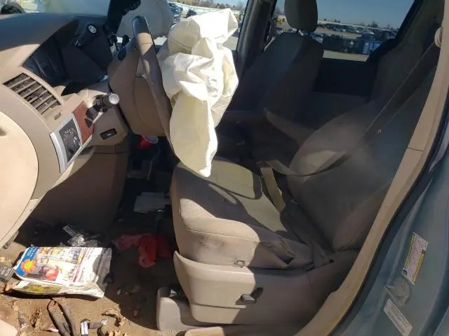 2010 CHRYSLER TOWN & COUNTRY TOURING  