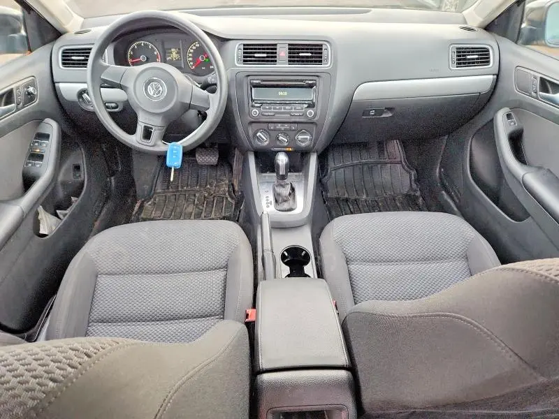 2014 VOLKSWAGEN JETTA SE  