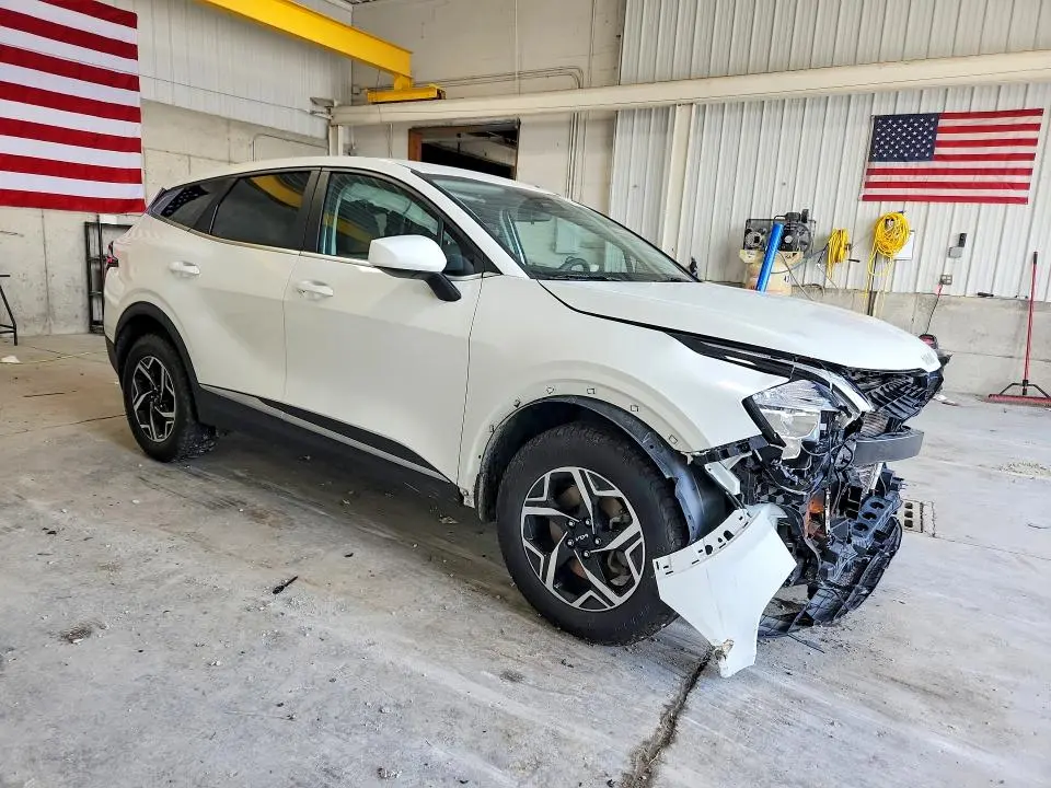 2023 KIA SPORTAGE LX  