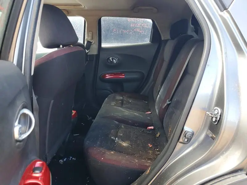 2011 NISSAN JUKE S  