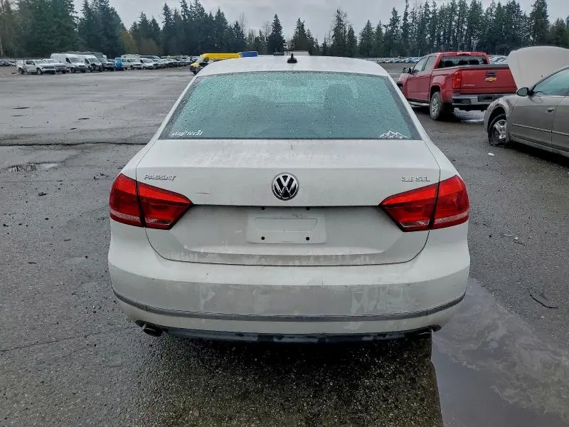 2012 VOLKSWAGEN PASSAT SEL  