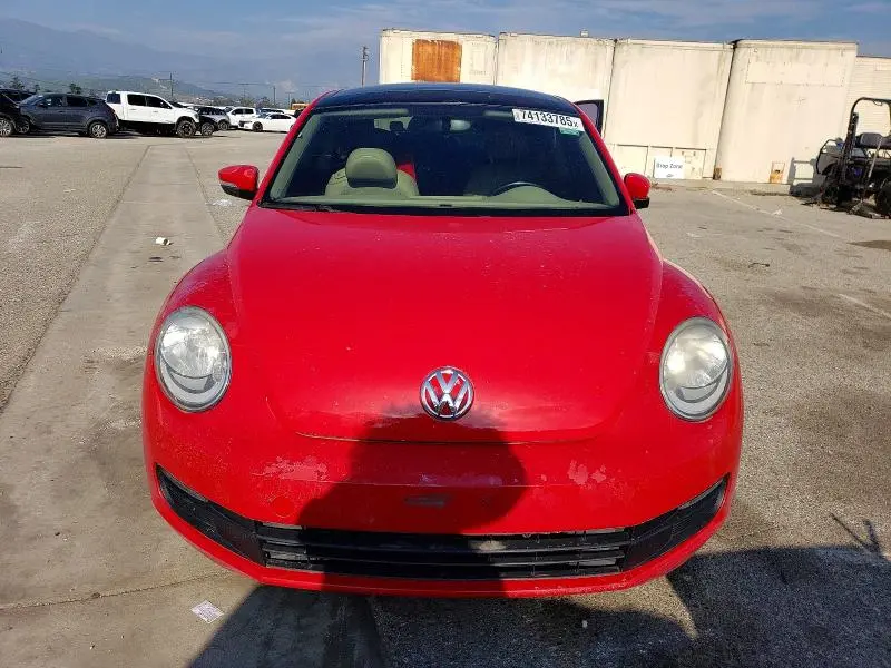 2013 VOLKSWAGEN BEETLE   