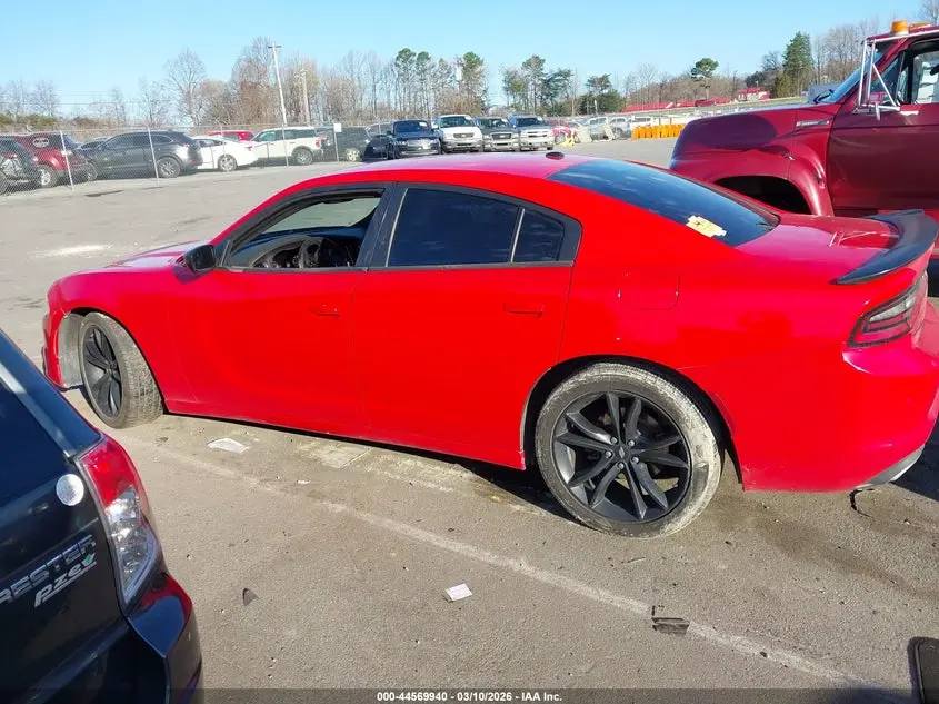 2018 DODGE CHARGER SXT RWD
