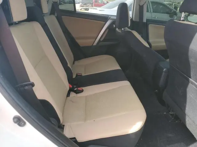 2017 TOYOTA RAV4 XLE  