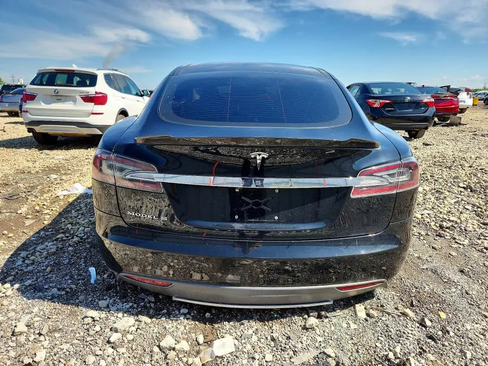 2013 TESLA MODEL S   