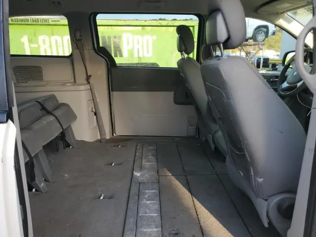 2010 DODGE GRAND CARAVAN SE  