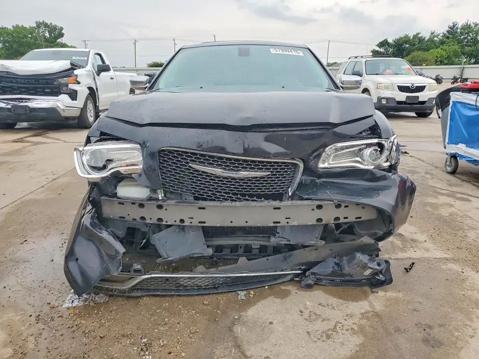 2015 CHRYSLER 300C   