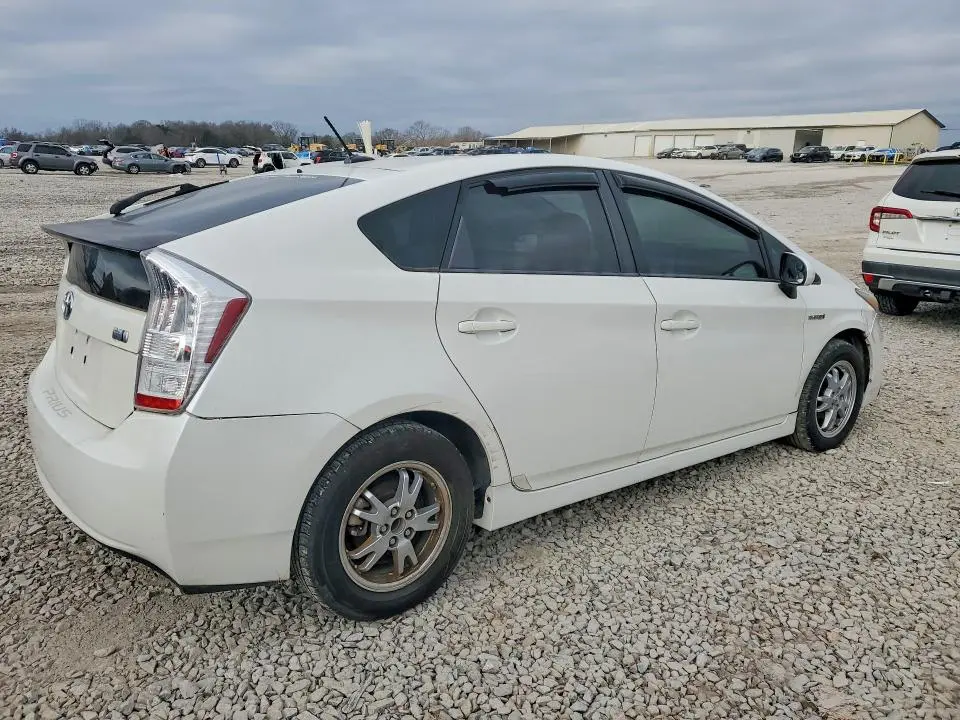 2011 TOYOTA PRIUS   