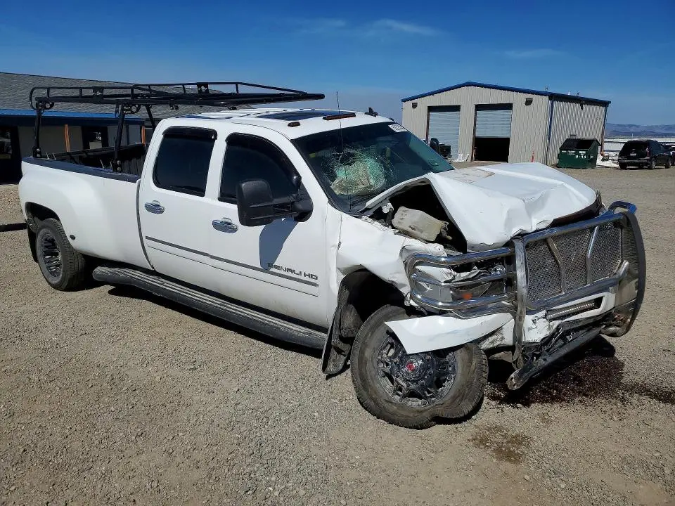 2011 GMC SIERRA K3500 DENALI  