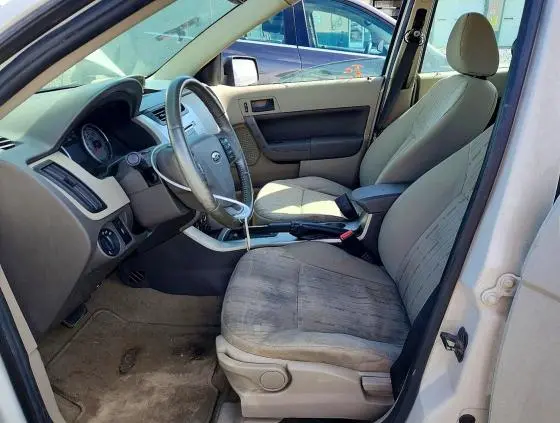 2011 FORD FOCUS   
