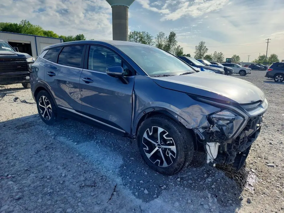 2023 KIA SPORTAGE EX  