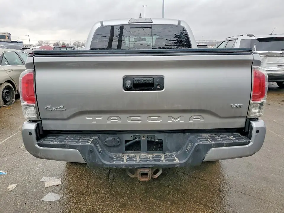 2017 TOYOTA TACOMA LIMITED  