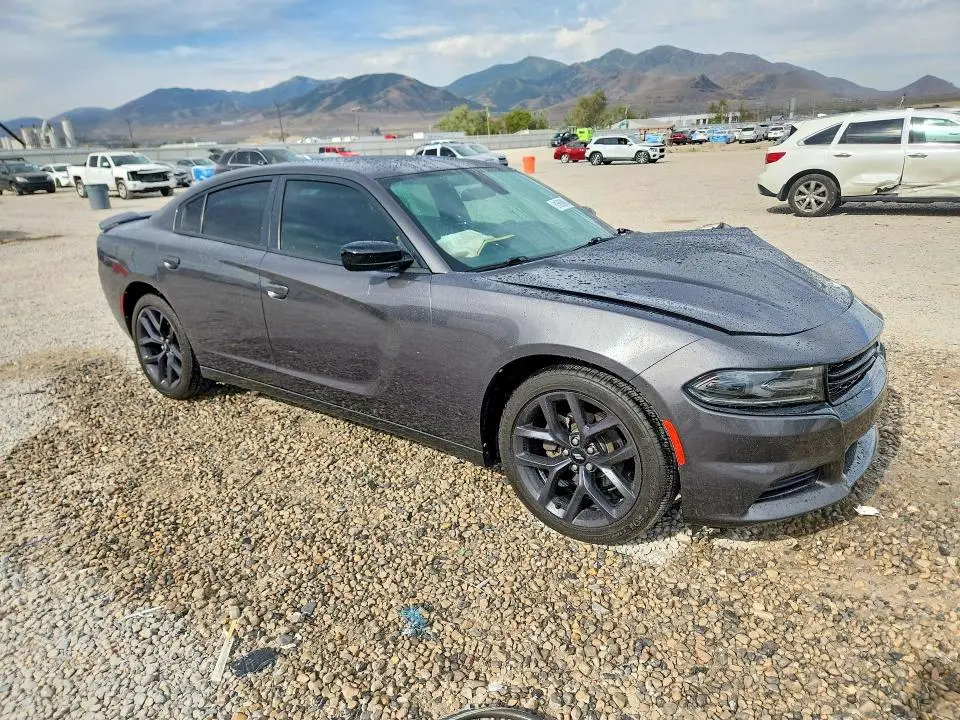 2019 DODGE CHARGER SXT  