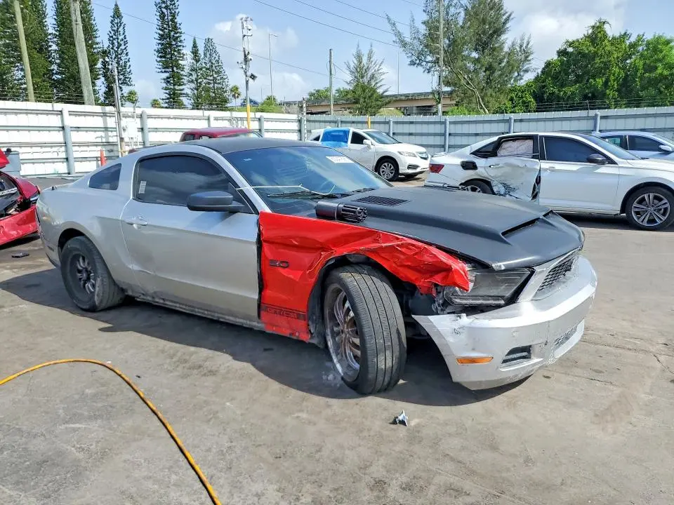 2012 FORD MUSTANG   