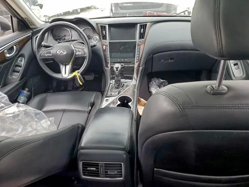 2019 INFINITI Q50 LUXE  