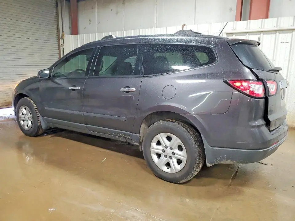 2014 CHEVROLET TRAVERSE LS  