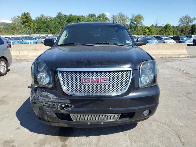 2011 GMC YUKON DENALI  