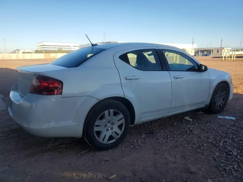 2013 DODGE AVENGER SE  