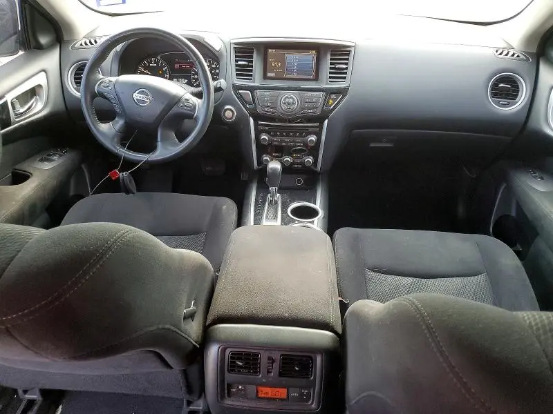 2015 NISSAN PATHFINDER SV  